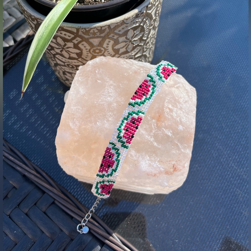 ✨Handmade Beaded Loom Bracelet ✨
– Petite Collection: 🍉Watermelon Sugar🍭